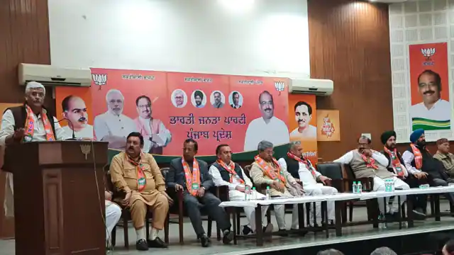 नतीजों से पहले ही भाजपा ने पंजाब में की समीक्षा बैठक, शुरू कर दी 2024 की तैयारी